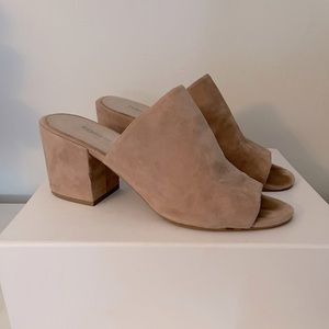 Kenneth Cole blush suede block heel slides